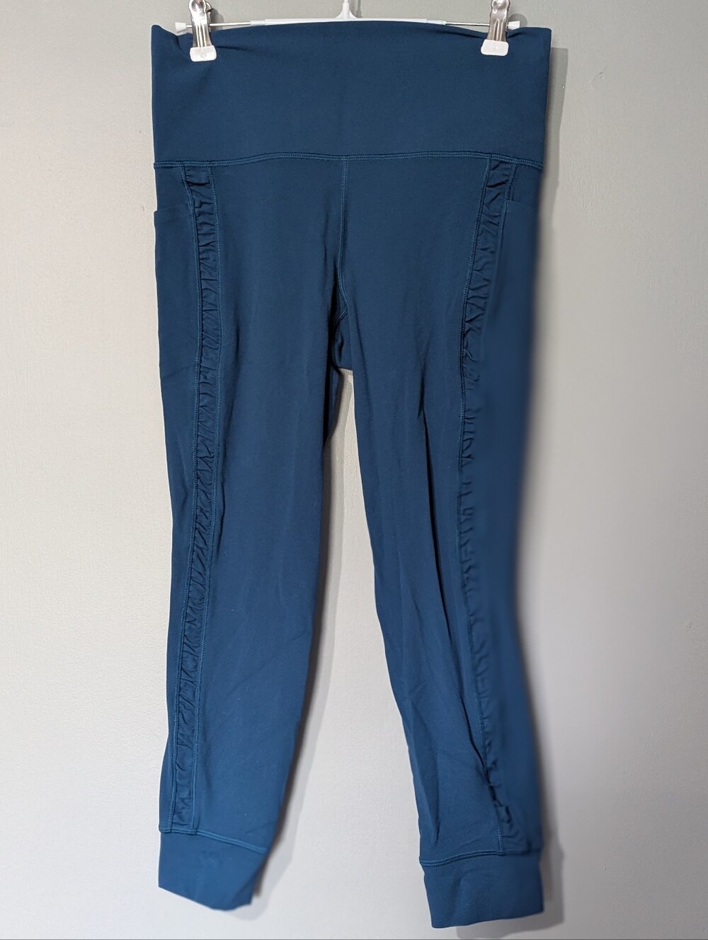 Athleta Salutation Stash ll‎ Ruch Craft 7/8 Women's Leggings